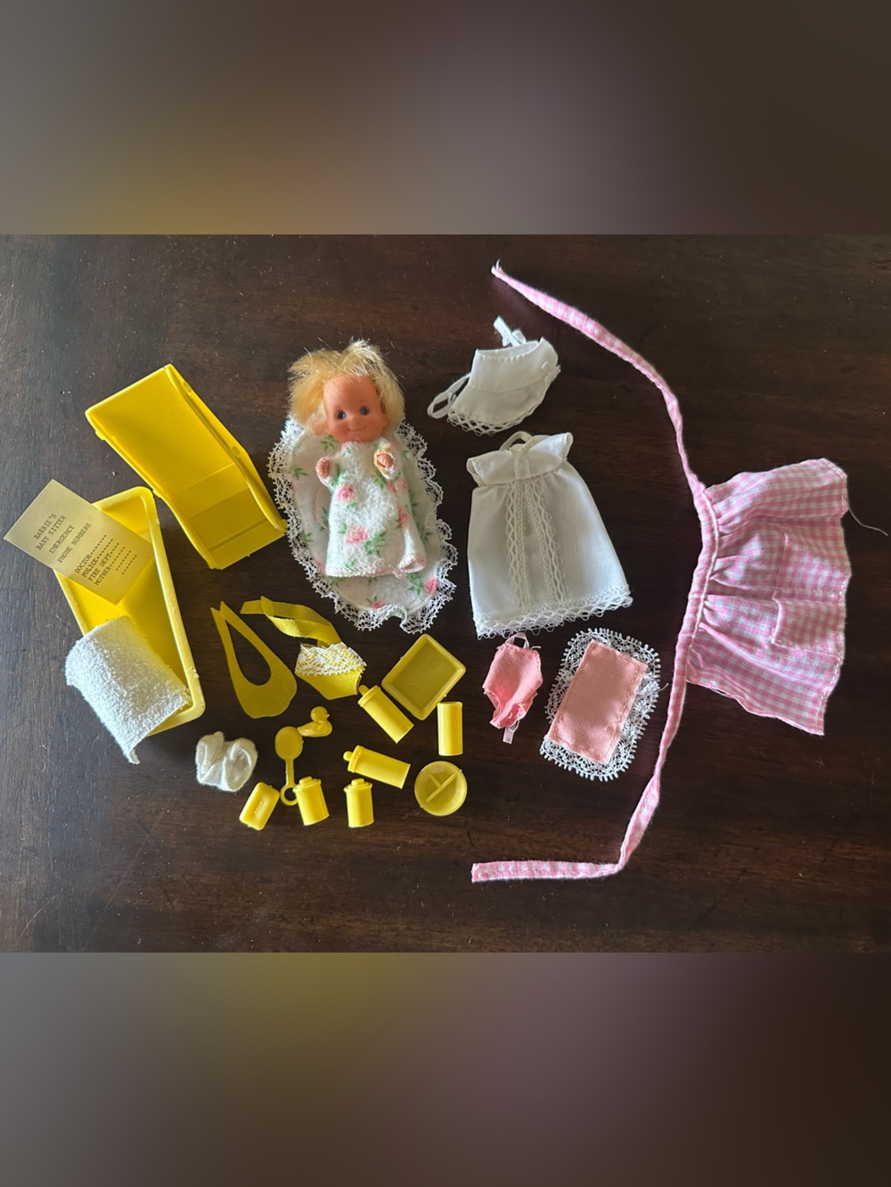 1975 Barbie Baby Sits #7882 complete rubber duck rattle bottles emergency list